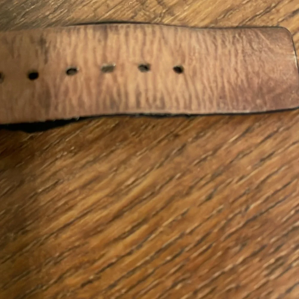 Ladies Watch - Picture 3 of 7